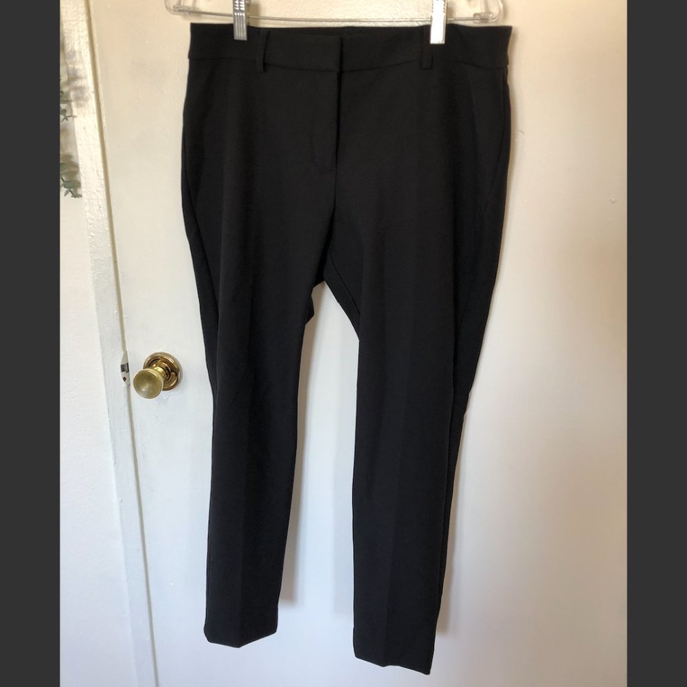 Express Women's Black Skinny Pant - Great for Work